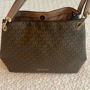 Michael Kors logo tote bag
